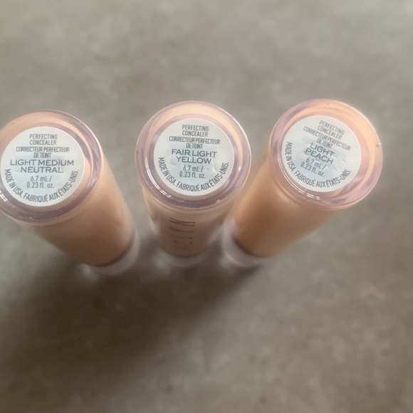 COPY - Swatched once 3 shades - Picture 2 of 3